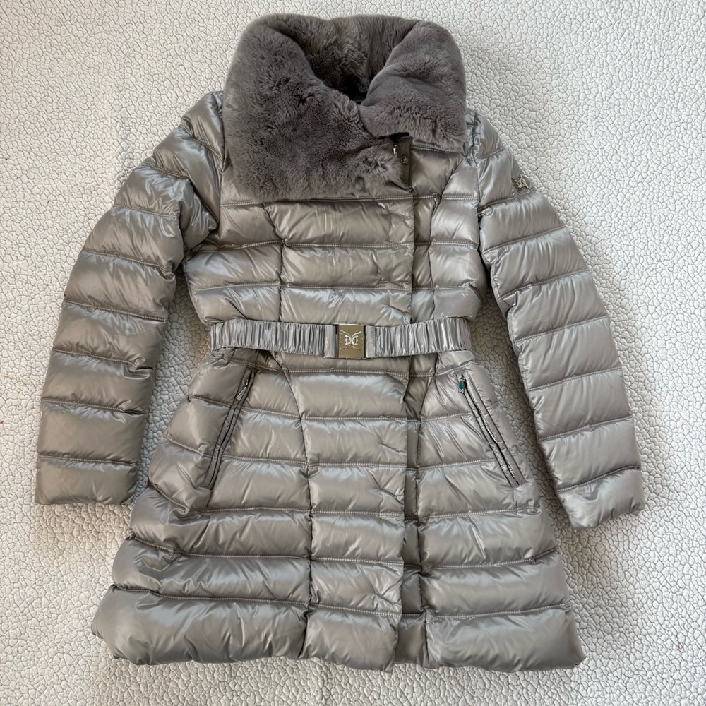 Dawn Levy Silver Puffer Coat with rabbit fur size Medium